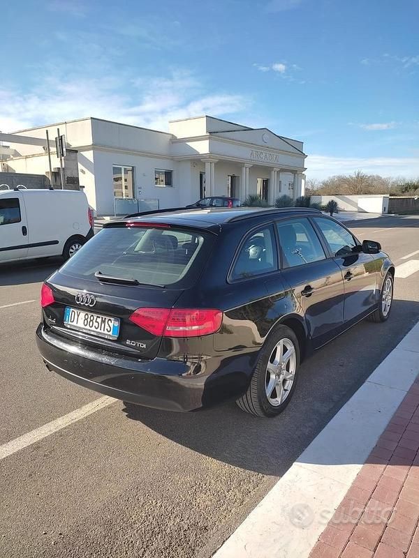 Usata Audi A4 143 CV (105 kW) 2010 Nero Station wagon