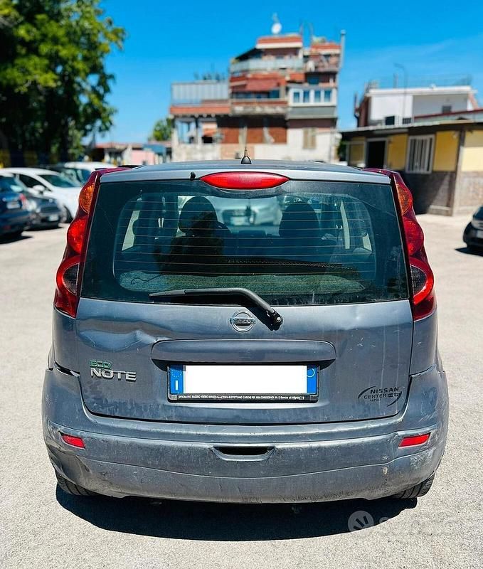 Usata Nissan Note Visia 88 CV (64 kW) 2009 Bianco Utilitaria