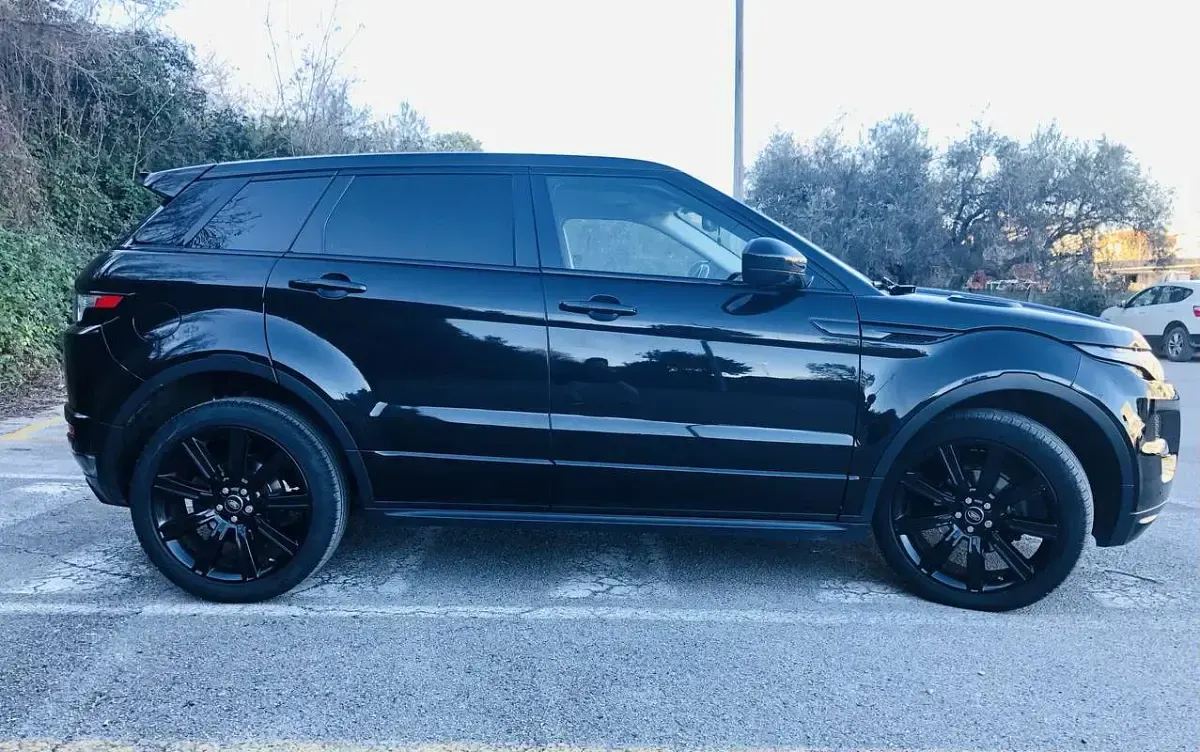 Usata Land Rover Range Rover evoque 150 CV (110 kW) 2014 Nero SUV