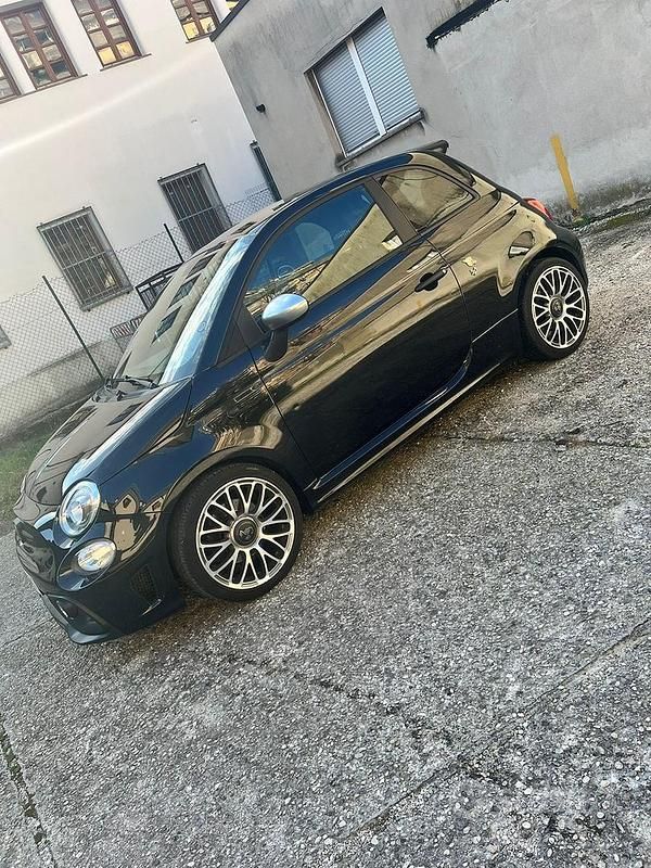 Usata Abarth 595 Turismo 165 CV (121 kW) 2018 Nero Utilitaria