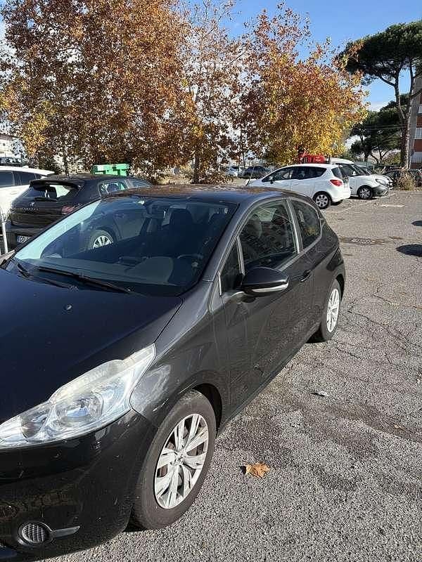 Usata Peugeot 208 82 CV (60 kW) 2012 Utilitaria