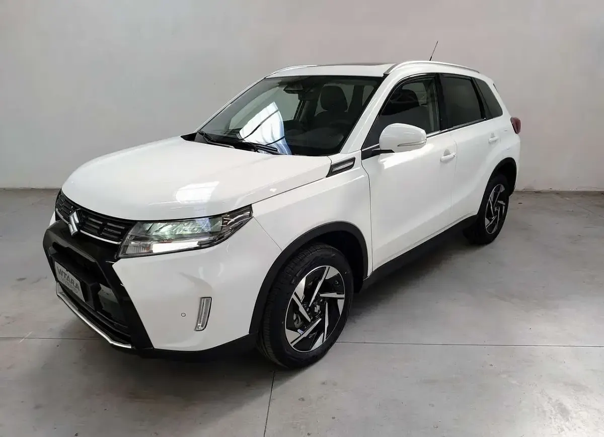 Nuova Suzuki Vitara 109 CV (80 kW) 2026 Bianco SUV