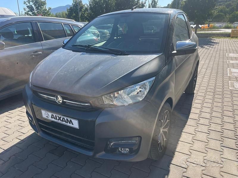 Begagnad Aixam Coupe 2023 Grå Sedan