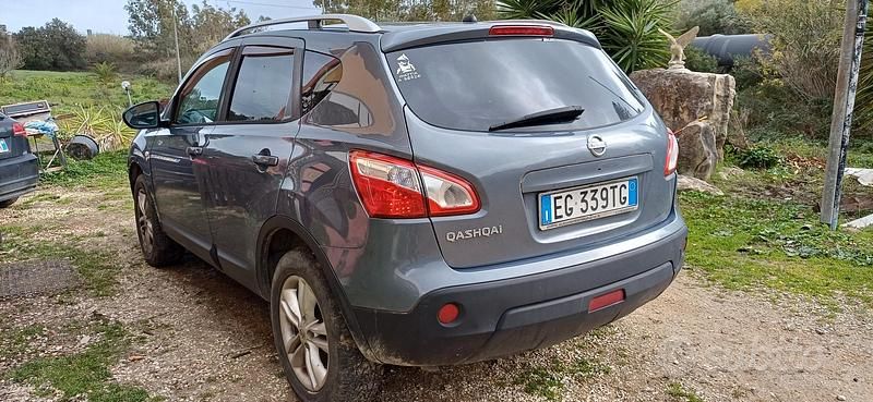 Usata Nissan Qashqai 150 CV (110 kW) 2011 Grigio SUV