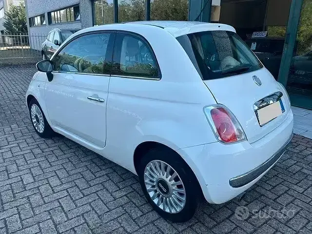 Usata Fiat 500 Lounge 69 CV (50 kW) 2009 Bianco Cabrio