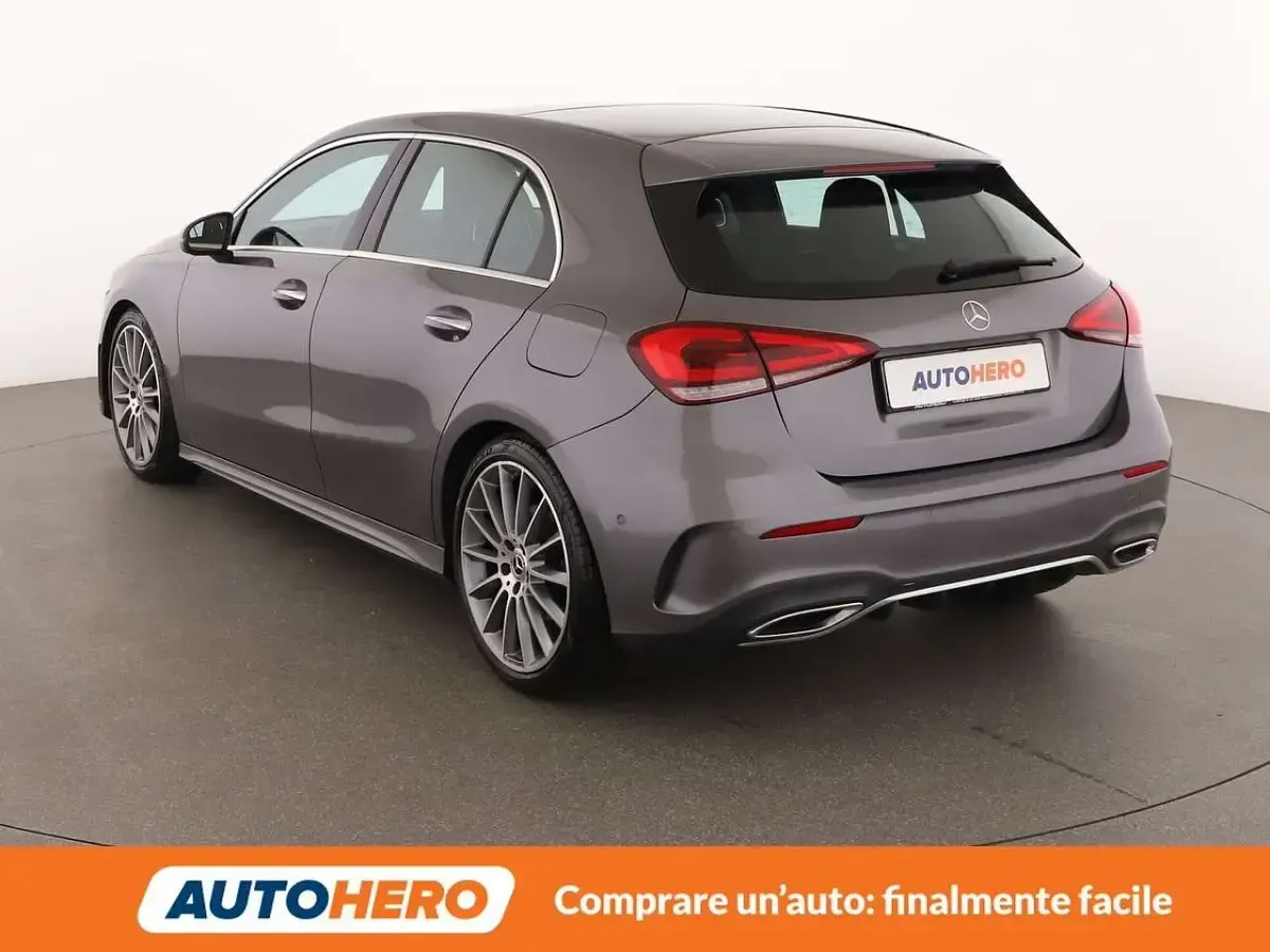 Usata Mercedes A250 Premium 224 CV (164 kW) 2019 Grigio Berlina