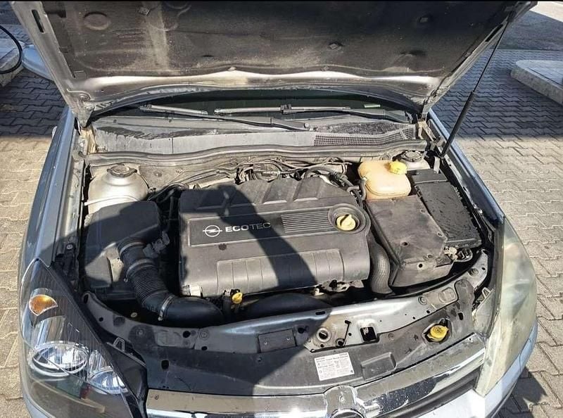 Usata Opel Astra Elegance 120 CV (88 kW) 2005 Station wagon