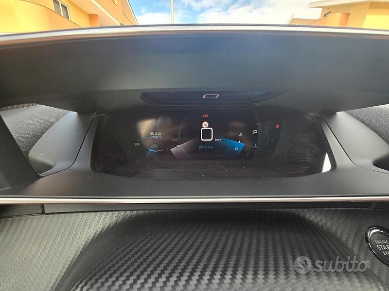 Usata Peugeot 208 GT 101 CV (74 kW) 2022 Blu/azzurro Utilitaria