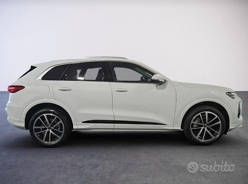 Usata Audi Q5 Advanced 204 CV (150 kW) 2025 Bianco SUV