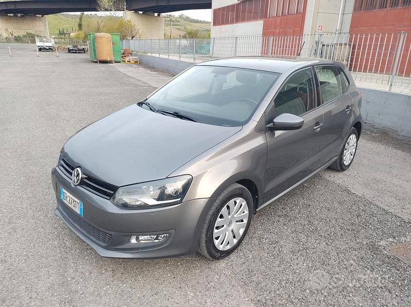 Usata VW Polo 60 CV (44 kW) 2013 Grigio Utilitaria
