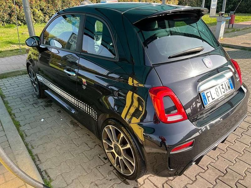 Usata Abarth 595 Turismo 165 CV (121 kW) 2017 Nero Utilitaria
