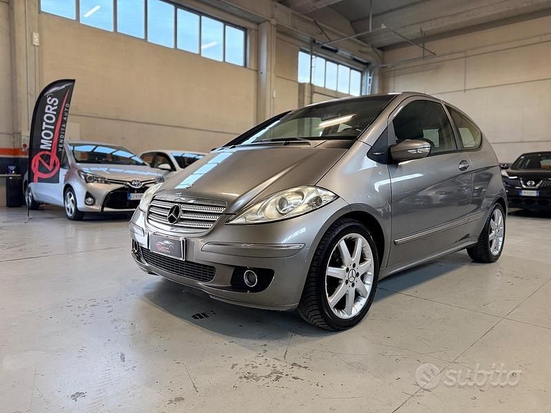 Occasion Mercedes A180 Avantgarde 109 ch (80 kW) 2006 Gris Berline