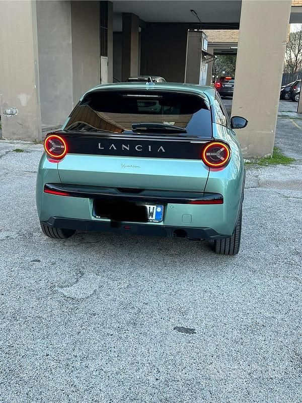 Usata Lancia Ypsilon 2024 Verde Utilitaria