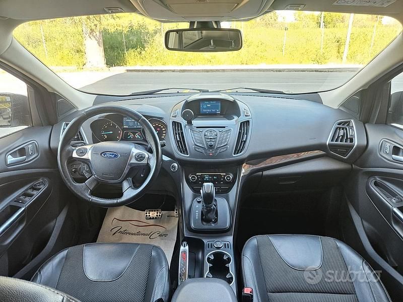Usata Ford Kuga 150 CV (110 kW) 2015 Grigio SUV