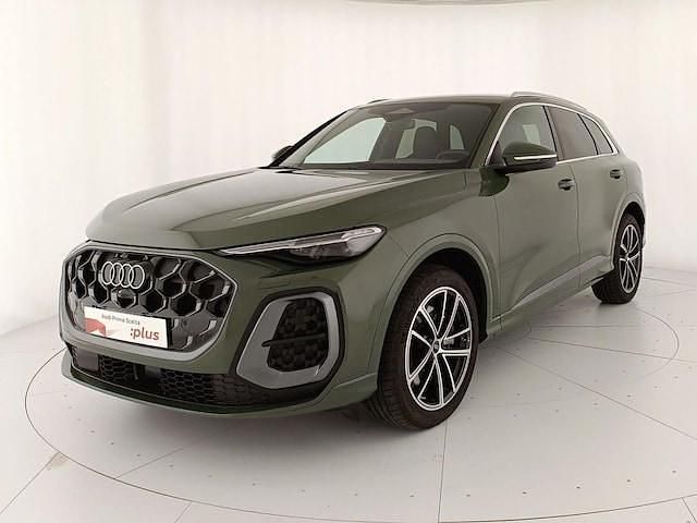 Usata Audi Q5 Business 204 CV (150 kW) 2025 Verde distretto metallizzato SUV