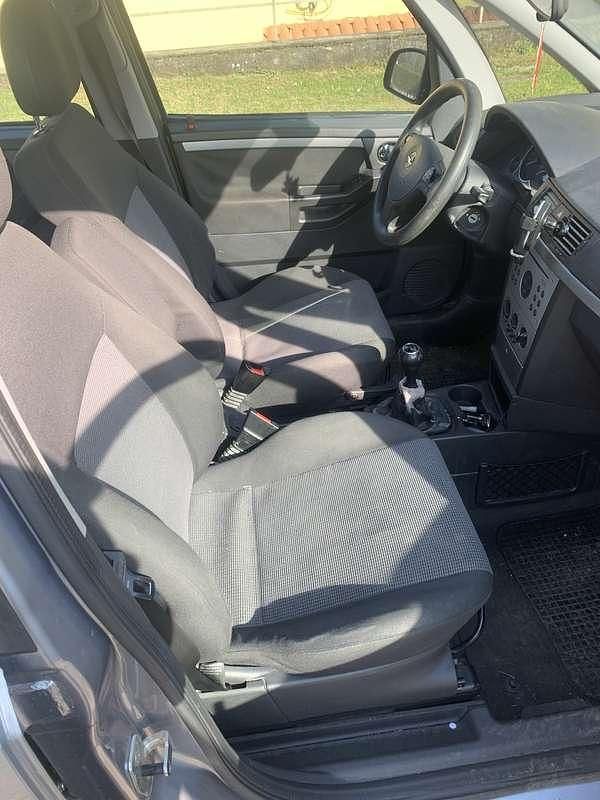 Usata Opel Meriva Cosmo 101 CV (74 kW) 2004 Monovolume