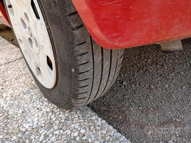 Usata Fiat Punto 2004 Utilitaria