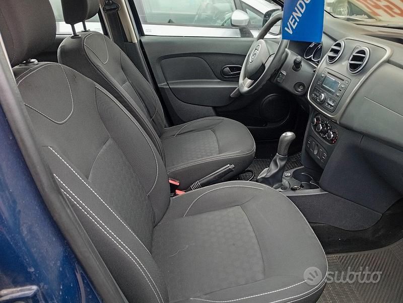Usata Dacia Sandero 2014 Blu Utilitaria