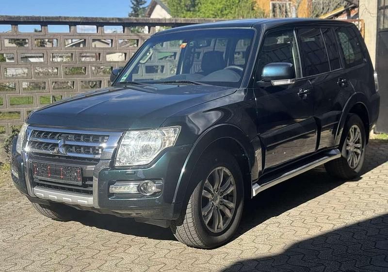 Usata Mitsubishi Pajero Intense 200 CV (147 kW) 2015 SUV