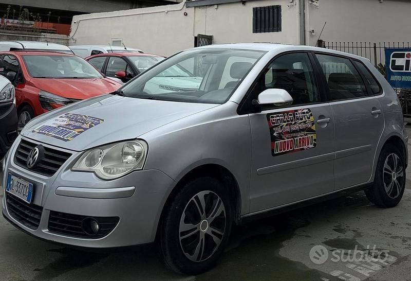 Usata VW Polo 69 CV (50 kW) 2008 Grigio Utilitaria