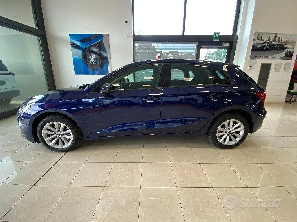 Usata Audi A3 Business 116 CV (85 kW) 2022 Blu Berlina