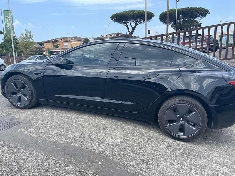 Usata Tesla Model 3 RWD 205 kW (279 CV) 2023 Nero Berlina