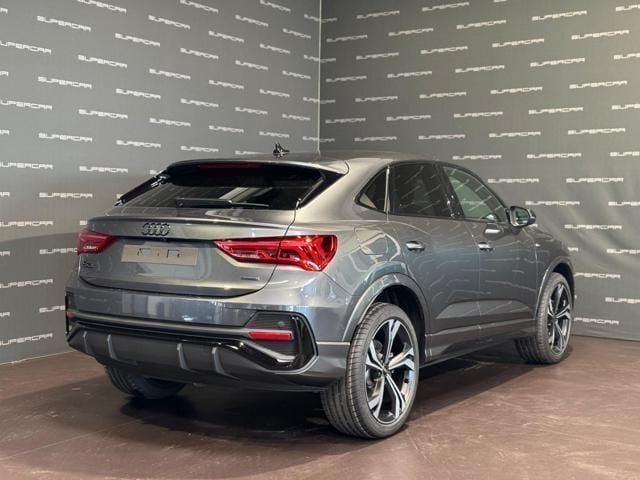 Nuova Audi Q3 Ambiente 193 CV (141 kW) 2025 Grigio SUV