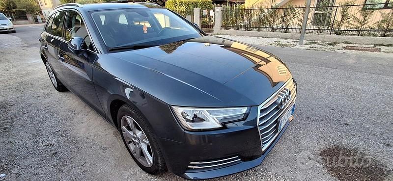 Usata Audi A4 120 CV (88 kW) 2018 Grigio Berlina
