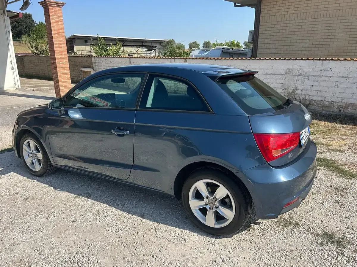 Usata Audi A1 Admired 82 CV (60 kW) 2016 Other Utilitaria