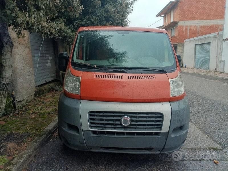 Usata Fiat Ducato 109 CV (80 kW) 2010 Rosso Furgone