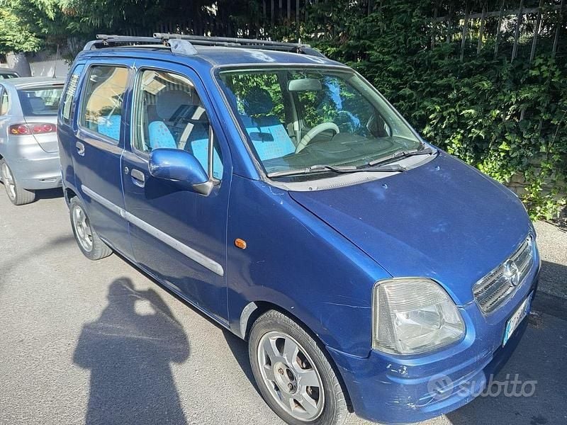 Usata Opel Agila 58 CV (42 kW) 2002 Blu Monovolume