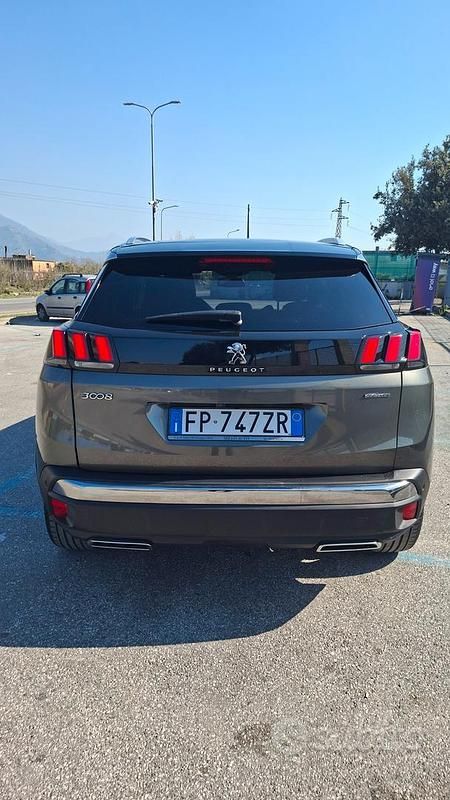 Usata Peugeot 3008 131 CV (96 kW) 2018 Grigio SUV