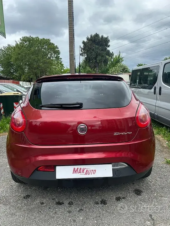 Usata Fiat Bravo Sport 120 CV (88 kW) 2009 Rosso Utilitaria