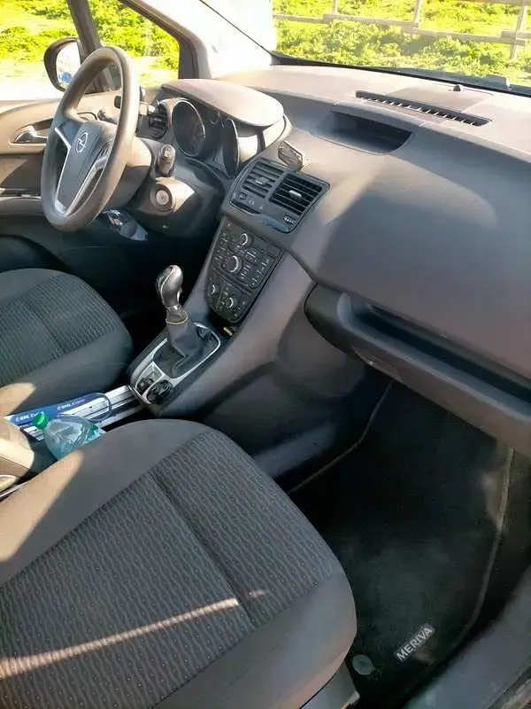 Usata Opel Meriva 101 CV (74 kW) 2017 Blu/azzurro Monovolume