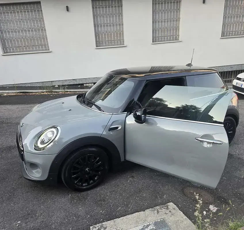 Usata Mini Cooper Hype 136 CV (100 kW) 2019 Utilitaria