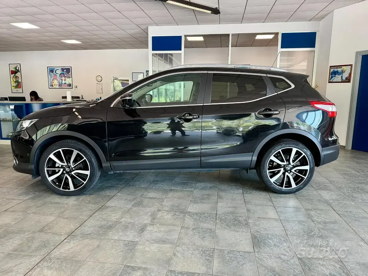 Usata Nissan Qashqai Tekna 110 CV (80 kW) 2014 Nero SUV