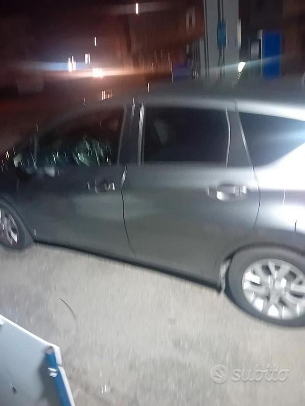 Usata Nissan Note 90 CV (66 kW) 2016 Grigio Utilitaria