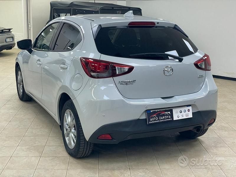 Usata Mazda 2 Evolve 75 CV (55 kW) 2019 Bianco Berlina