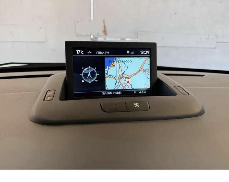 Usata Peugeot 3008 120 CV (88 kW) 2015 Station wagon