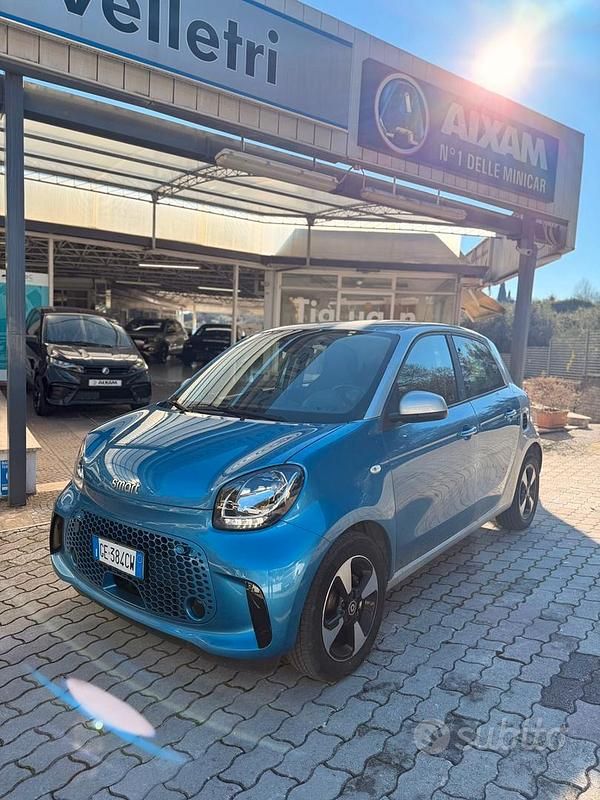 Blu Usata 2021 Smart ForFour Electric Drive Passion Tre volumi | 11.900 € (Buon prezzo) - Immagine 1/4