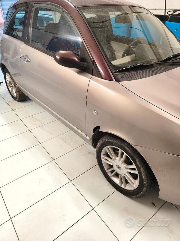 Usata Lancia Ypsilon 75 CV (55 kW) 2007 Utilitaria