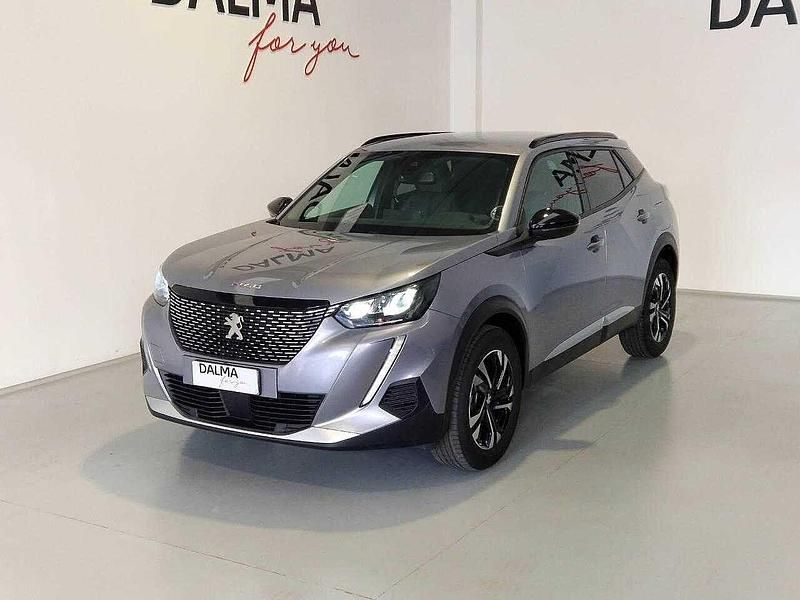 Argento Usata 2021 Peugeot 2008 Allure SUV | 15.990 € (Buon prezzo) - Immagine 1/4