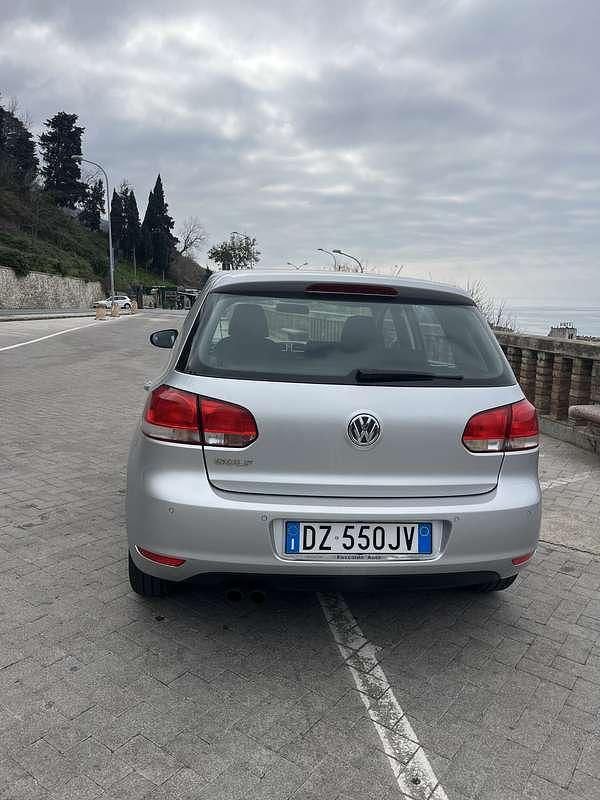 Usata VW Golf VI Trendline 110 CV (80 kW) 2009 Utilitaria