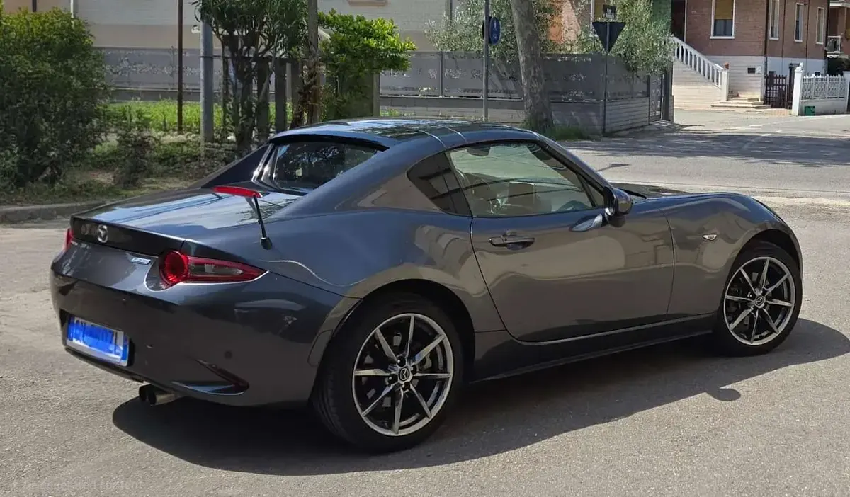 Gebraucht Mazda MX5 160 PS (117 kW) 2017 Grau Cabrio