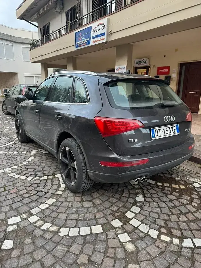 Usata Audi Q5 170 CV (125 kW) 2009 Grigio SUV