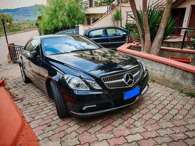 Usata Mercedes E350 2011 Nero Coupé
