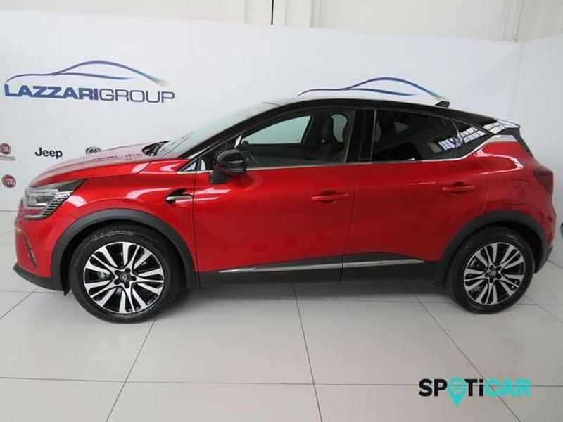 Usata Renault Captur Initiale Paris 160 CV (117 kW) 2021 Rosso SUV