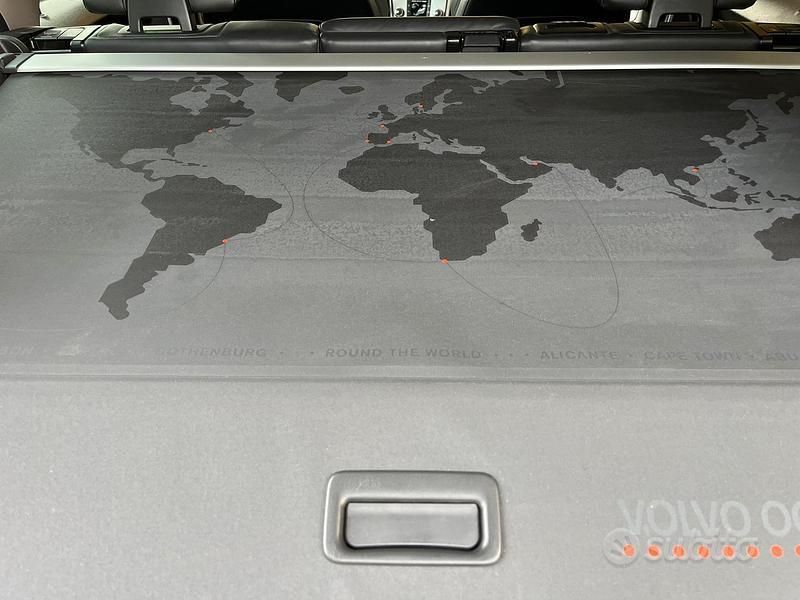 Usata Volvo XC60 163 CV (119 kW) 2016 Bianco SUV