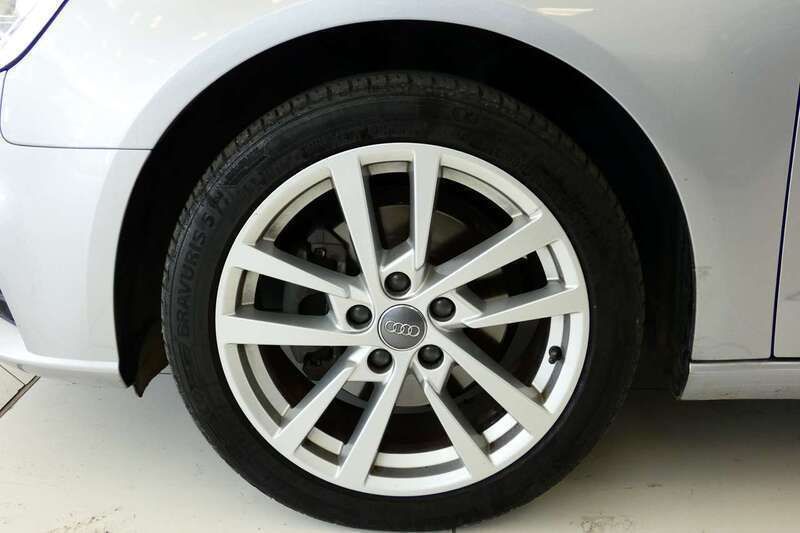 Usata Audi A3 Business 116 CV (85 kW) 2019 Argento Berlina