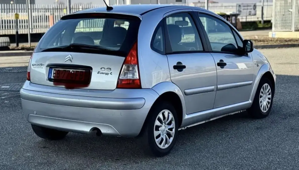 Usata Citroën C3 95 CV (69 kW) 2010 Grigio